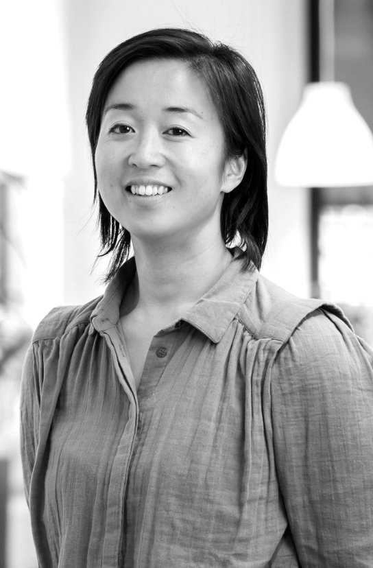 Black and white portrait of Shasha Gao