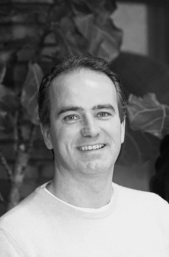 Black and white portrait of Lukas Visser