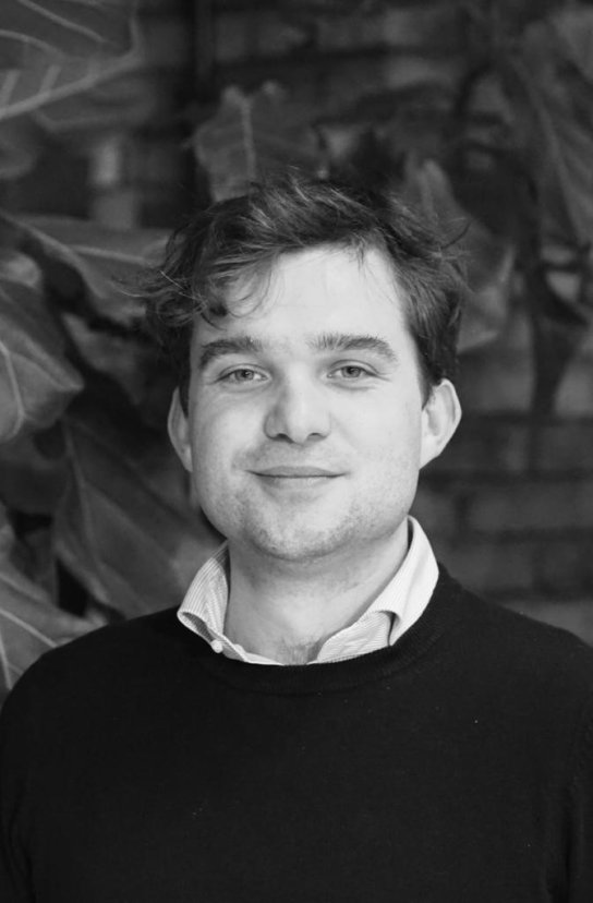 Black and white portrait of Maarten Moolenaar